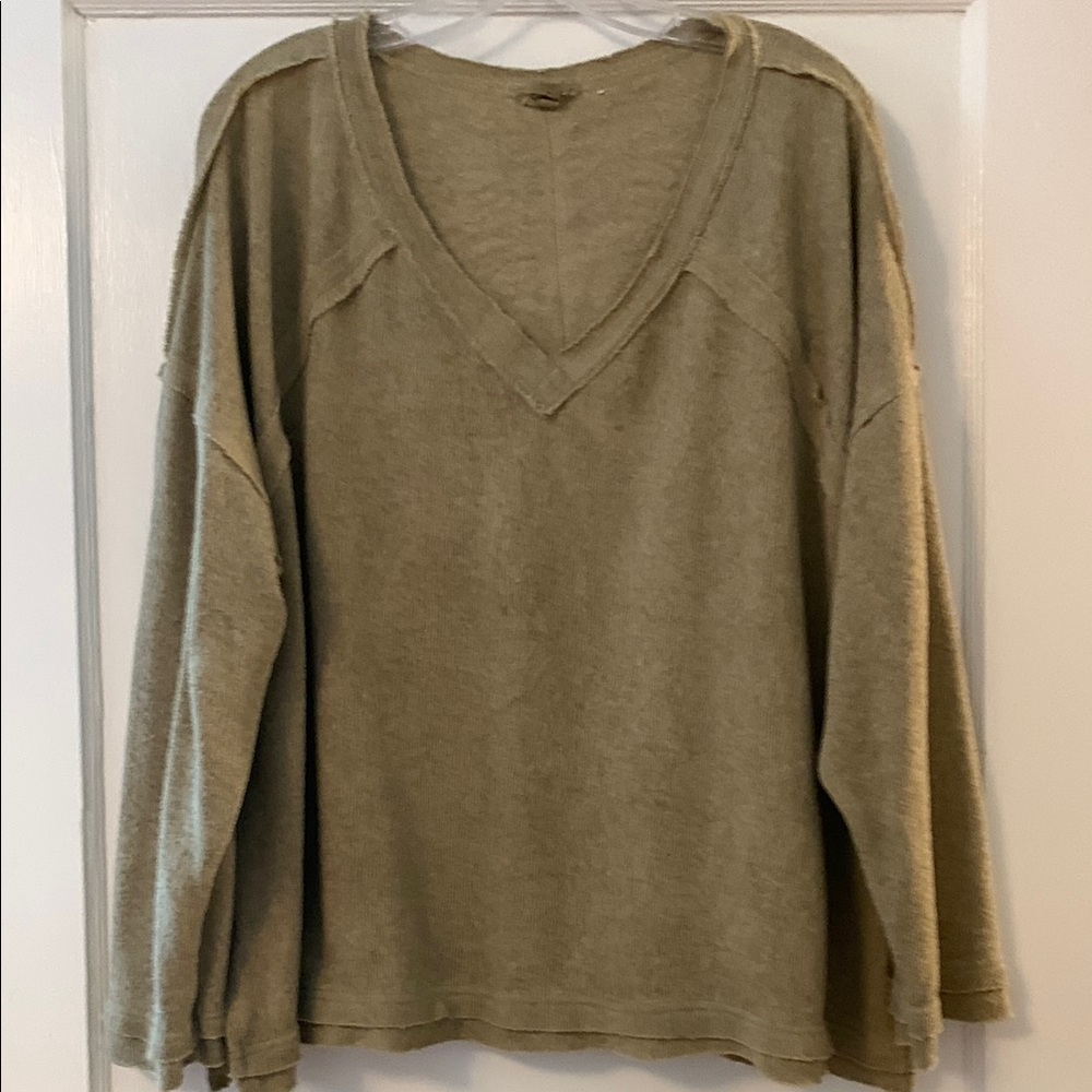POL OVERSIZED V-Neck Top